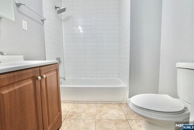 351 Mulberry Street, Newark, NJ 07102