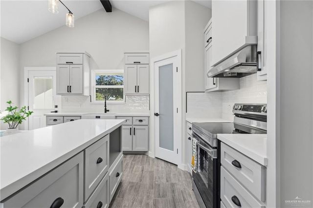 312 E 10th Street, San Juan, TX 78589