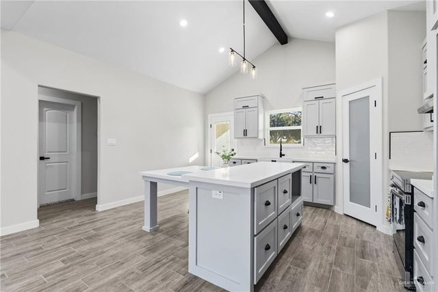 312 E 10th Street, San Juan, TX 78589