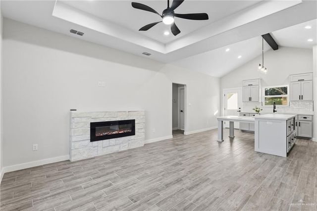 312 E 10th Street, San Juan, TX 78589