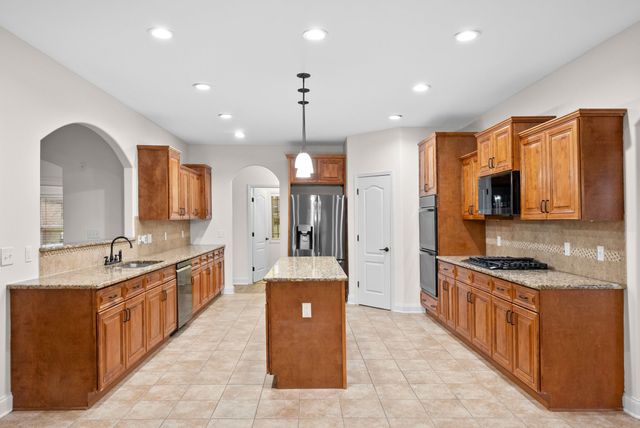 1957 Boyer Blvd, Clarksville, TN 37043