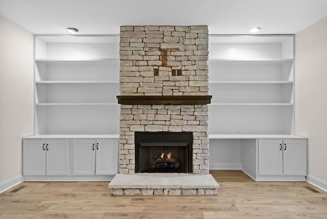 1957 Boyer Blvd, Clarksville, TN 37043