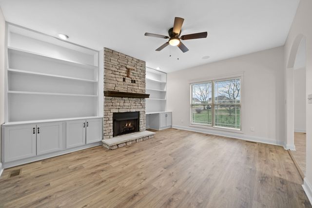 1957 Boyer Blvd, Clarksville, TN 37043