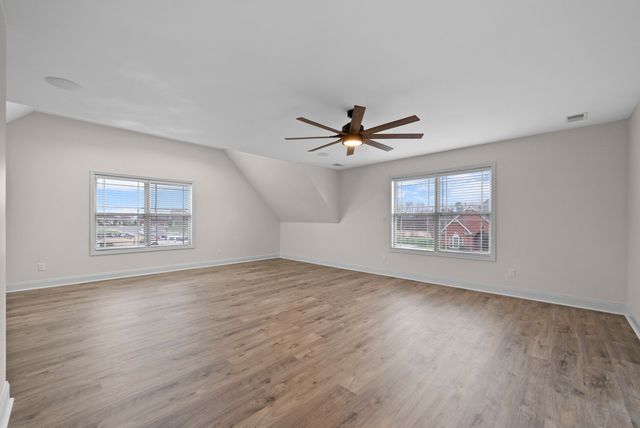 1957 Boyer Blvd, Clarksville, TN 37043