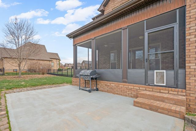 1957 Boyer Blvd, Clarksville, TN 37043