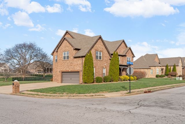 1957 Boyer Blvd, Clarksville, TN 37043