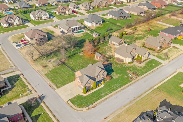 1957 Boyer Blvd, Clarksville, TN 37043