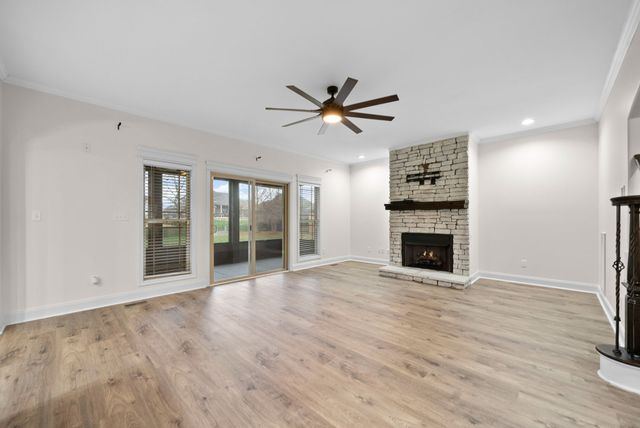 1957 Boyer Blvd, Clarksville, TN 37043