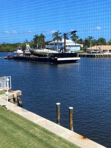 640 Snug Harbor Drive F6, Boynton Beach, FL 33435