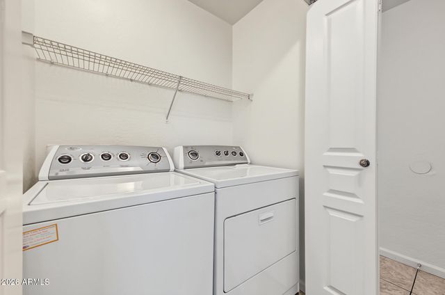 23613 N EL FRIO Court, Sun City, AZ 85373