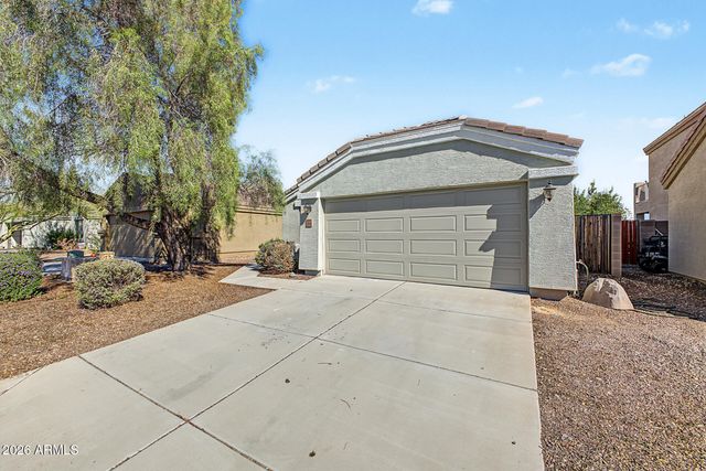 23613 N EL FRIO Court, Sun City, AZ 85373
