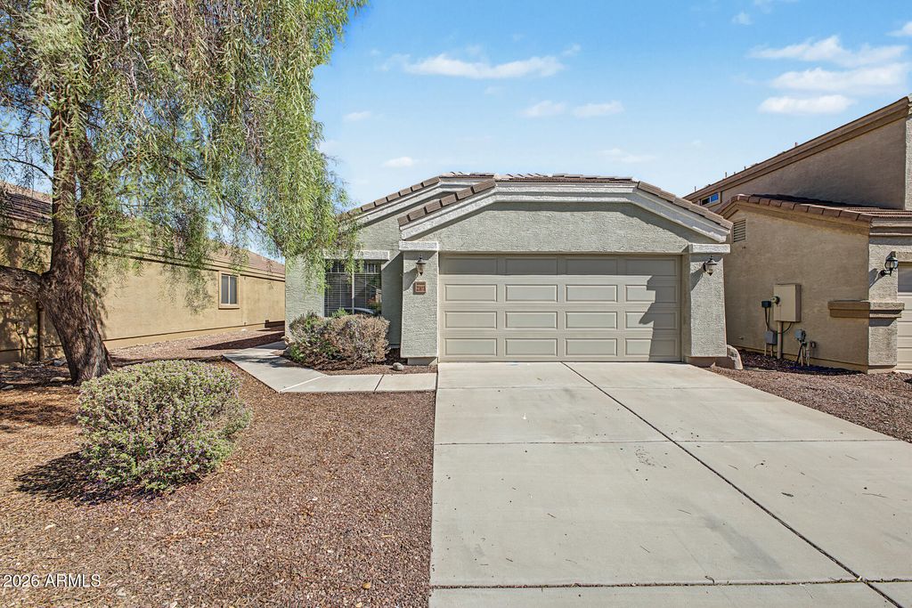 23613 N EL FRIO Court, Sun City, AZ 85373