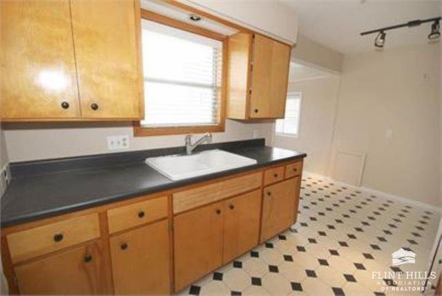 1509 Bel Air Drive, Junction City, KS 66441