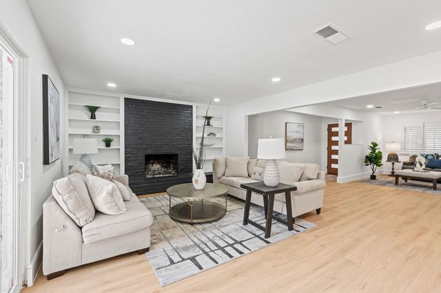 2116 Tamworth Court, Bedford, TX 76021