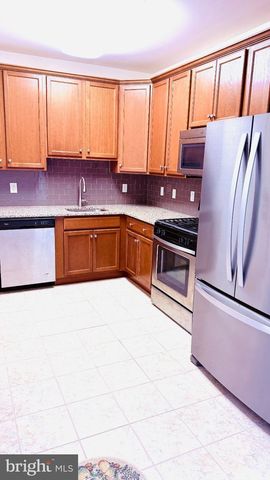 1133 HALIFAX PL, Hamilton, NJ 08619