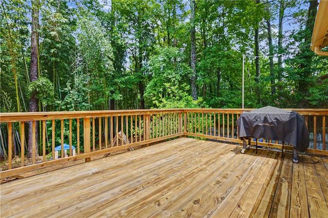 2075 Arrowhead Trail, Marietta, GA 30062