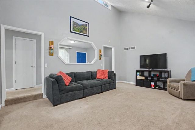 2075 Arrowhead Trail, Marietta, GA 30062