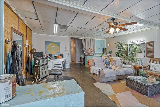 1017 S Airbase Highway, Gosnell, AR 72315