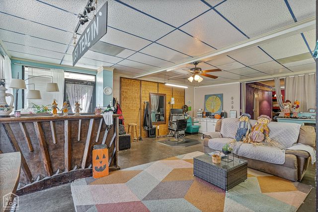 1017 S Airbase Highway, Gosnell, AR 72315