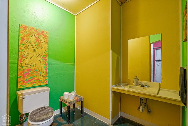 1017 S Airbase Highway, Gosnell, AR 72315