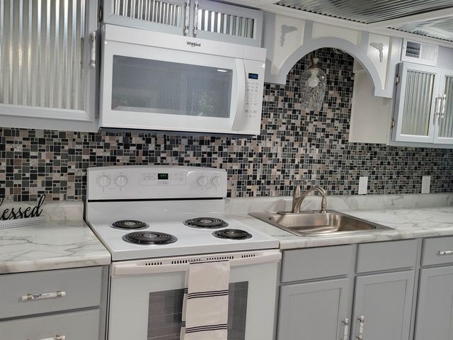 2229 E Townline Lake Road, Hayes Twp, MI 48625