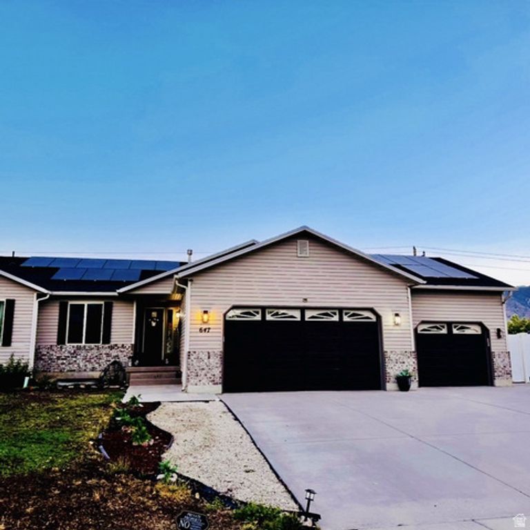 647 E 980 N, Tooele, UT 84074 — exterior