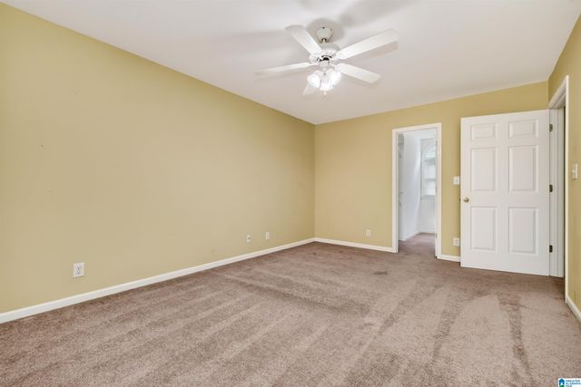 6904 WOODVALE LANE, Trussville, AL 35173