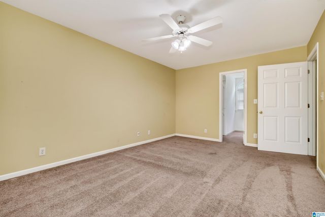 6904 WOODVALE LANE, Trussville, AL 35173