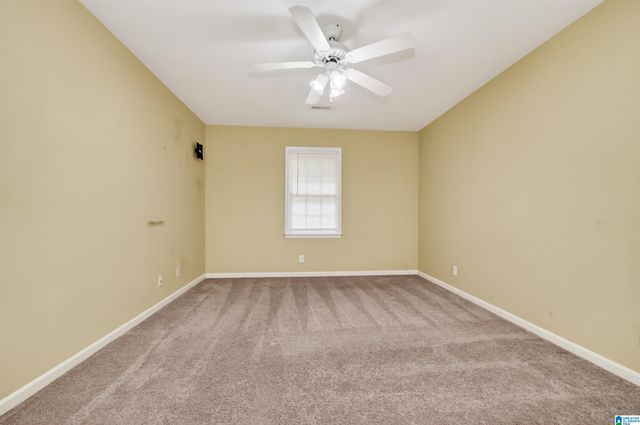 6904 WOODVALE LANE, Trussville, AL 35173