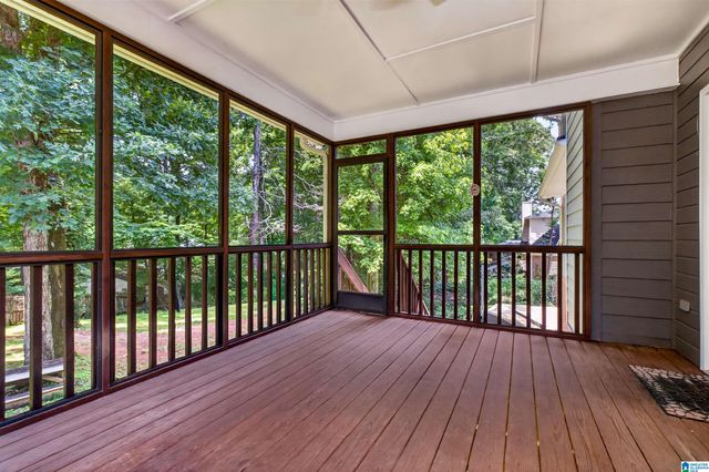 6904 WOODVALE LANE, Trussville, AL 35173