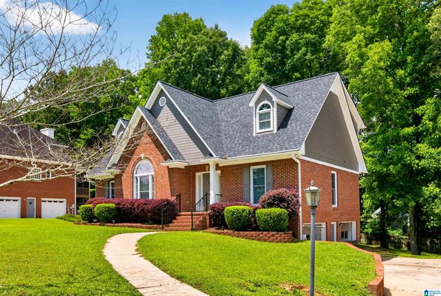 6904 WOODVALE LANE, Trussville, AL 35173