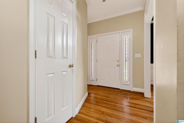 6904 WOODVALE LANE, Trussville, AL 35173