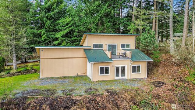 3968 S East Camano Drive, Camano Island, WA 98282