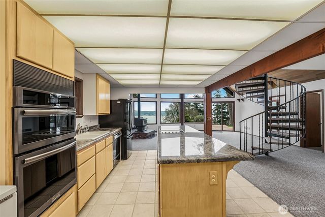 3968 S East Camano Drive, Camano Island, WA 98282