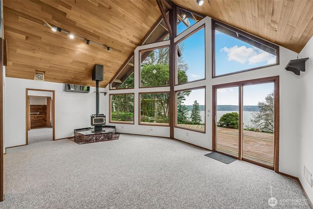 3968 S East Camano Drive, Camano Island, WA 98282