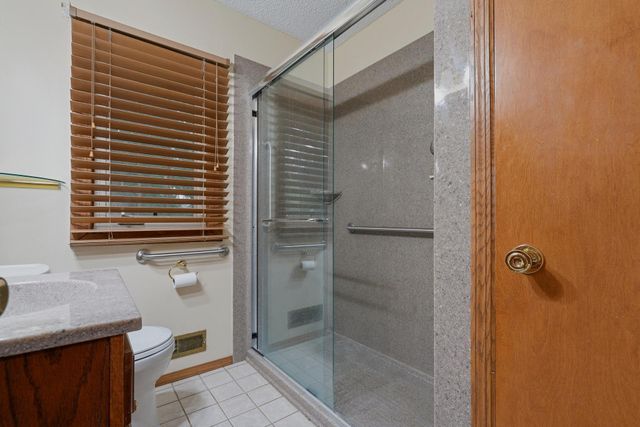 11212 Arrowhead Street NW, Coon Rapids, MN 55433
