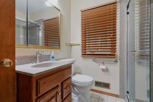 11212 Arrowhead Street NW, Coon Rapids, MN 55433