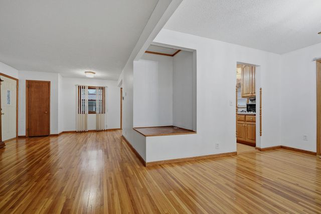 11212 Arrowhead Street NW, Coon Rapids, MN 55433