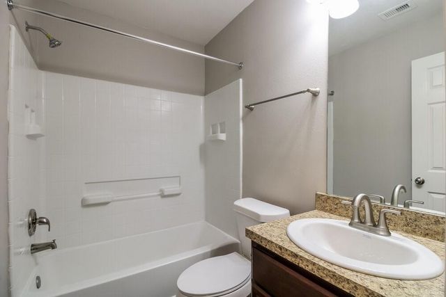 15474 Bammel Oaks Court, Houston, TX 77014