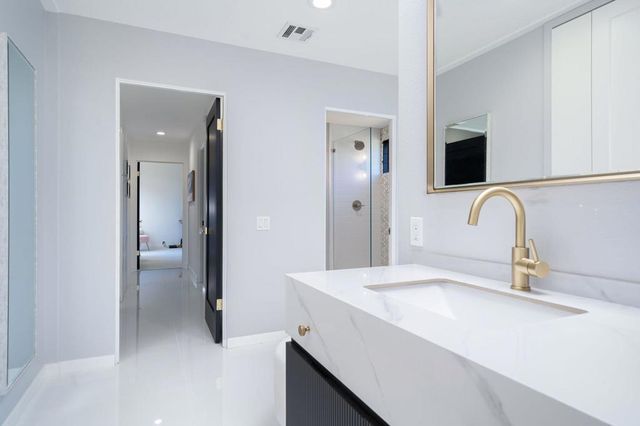 552 Desert W Drive, Rancho Mirage, CA 92270