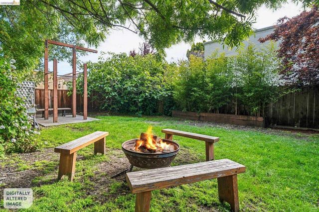 1268 Alcatraz Ave, Berkeley, CA 94702