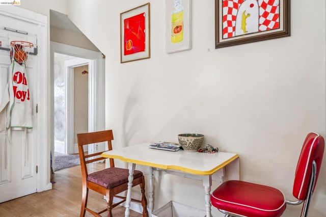 1268 Alcatraz Ave, Berkeley, CA 94702
