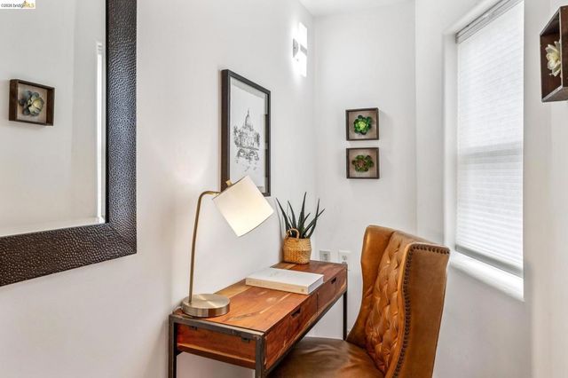 1268 Alcatraz Ave, Berkeley, CA 94702