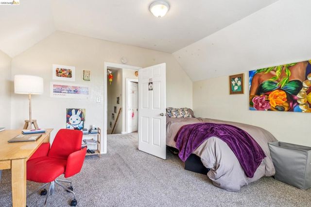 1268 Alcatraz Ave, Berkeley, CA 94702