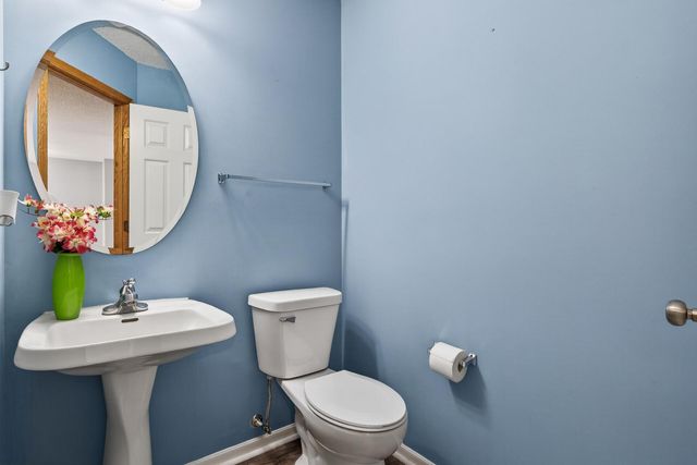 15057 Dunwood Trail 58, Apple Valley, MN 55124