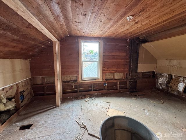 1391 W Skokomish Valley Road, Shelton, WA 98584