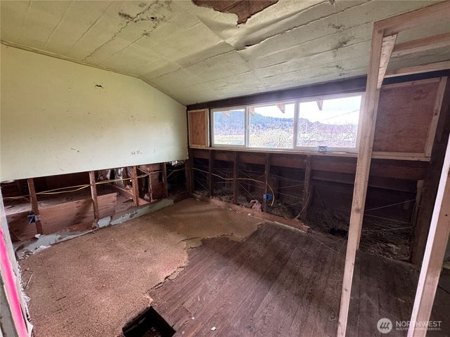 1391 W Skokomish Valley Road, Shelton, WA 98584