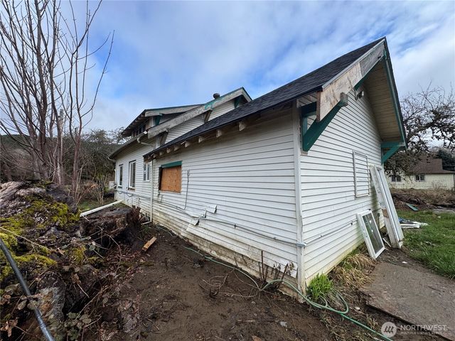 1391 W Skokomish Valley Road, Shelton, WA 98584