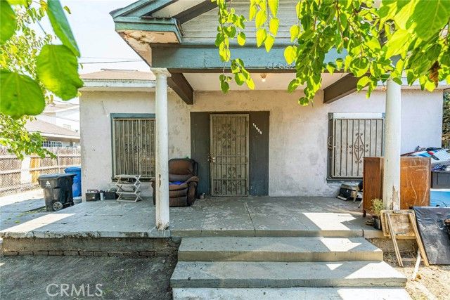 11422 Willowbrook, Los Angeles, CA 90059