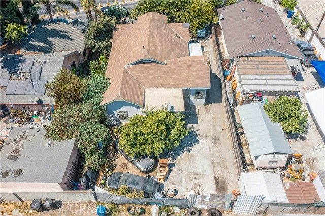 11422 Willowbrook, Los Angeles, CA 90059